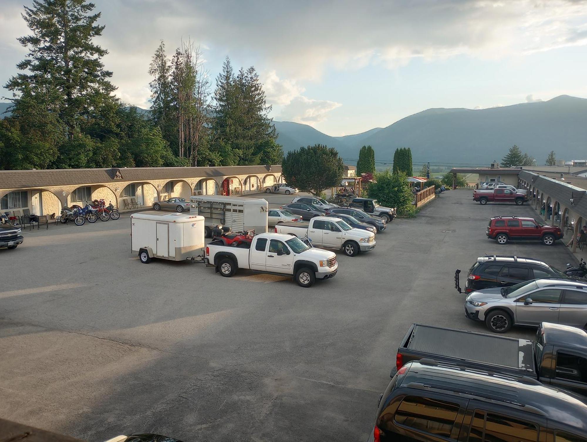 Magnuson Hotel Creston Exterior foto